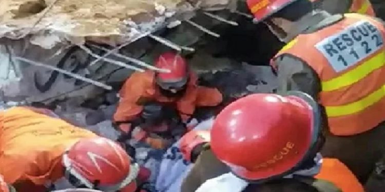 পাকিস্তানে আত্মঘাতী হামলাকারীর ছিন্ন মাথা উদ্ধার