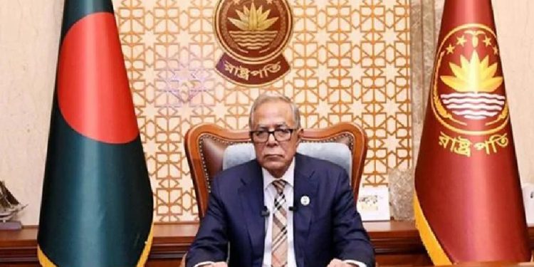 নিজস্ব ভাষা ও সংস্কৃতি রক্ষায় অমর একুশের চেতনা অনুপ্রেরণার অবিরাম উৎস: রাষ্ট্রপতি আবদুল হামিদ