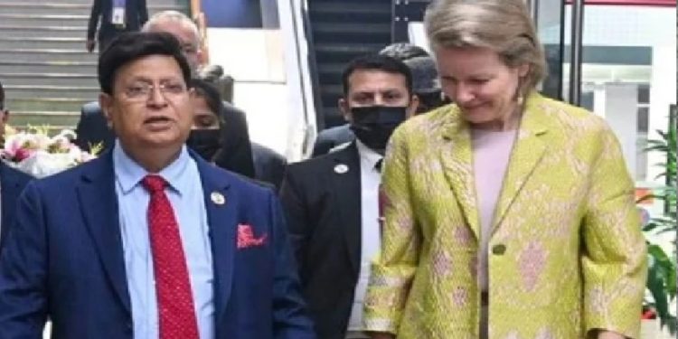 তিন দিনের সফরে ঢাকায় পৌঁছেছেন বেলজিয়ামের রানি মাথিল্ডে ম্যারি ক্রিস্টিন