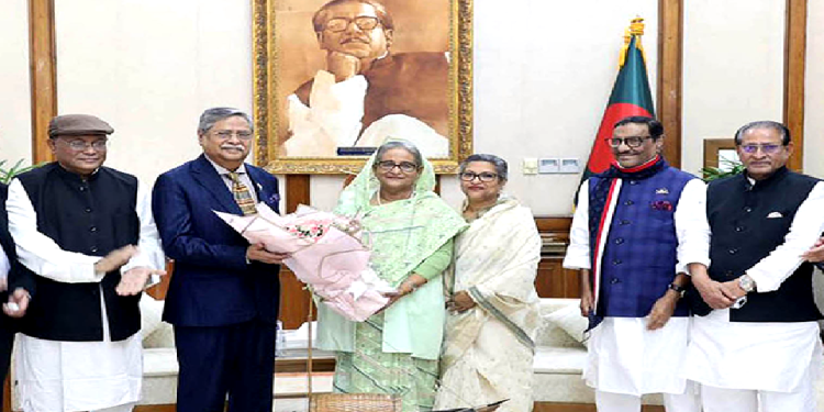 সাহাবুদ্দিন চুপ্পুকে প্রধানমন্ত্রী শেখ হাসিনার অভিনন্দন