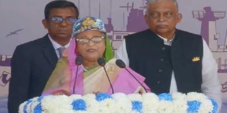 সমুদ্র অর্থনীতির জন্য গোস্টগার্ডকে আধুনিক ও শক্তিশালী করার কাজ চলছে: প্রধানমন্ত্রী