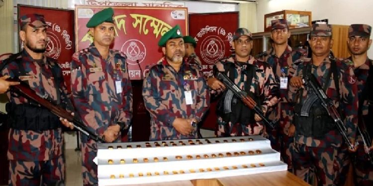 বিজিবির অভিযানে ৬০ স্বর্ণের বার উদ্ধার
