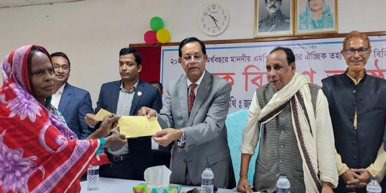 শেখ হাসিনা সরকার ক্ষমতায় থাকলে দেশের মানুষ শান্তিতে থাকে: আ স ম ফিরোজ