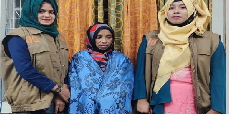 হবিগঞ্জে মাদক বিক্রেতা আছমা ডিবির হাতে আটক