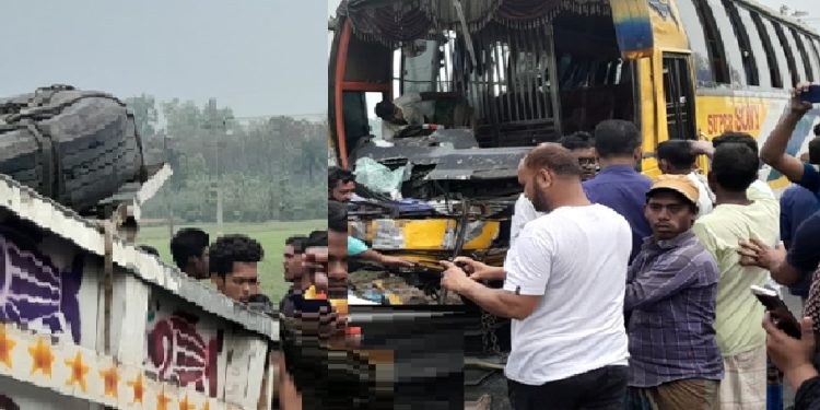 বাস-পিকআপের সংঘর্ষে নাটোরে পিকআপের চালক নিহত