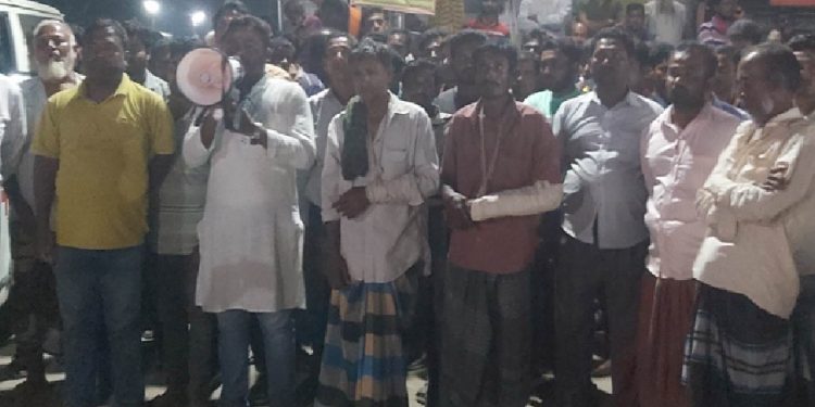 নির্বাচনী সহিংসতার আ.লীগ কর্মীর মৃত্যু, লাশ নিয়ে শহরে বিক্ষোভ মিছিল