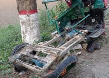 বাসের সঙ্গে ইজিবাইকের ধাক্কা নগরকান্দায় নিহত-২, আহত-৩