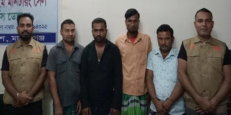 হেরোইন ও ইয়াবাসহ ৪ কারবারি আটক