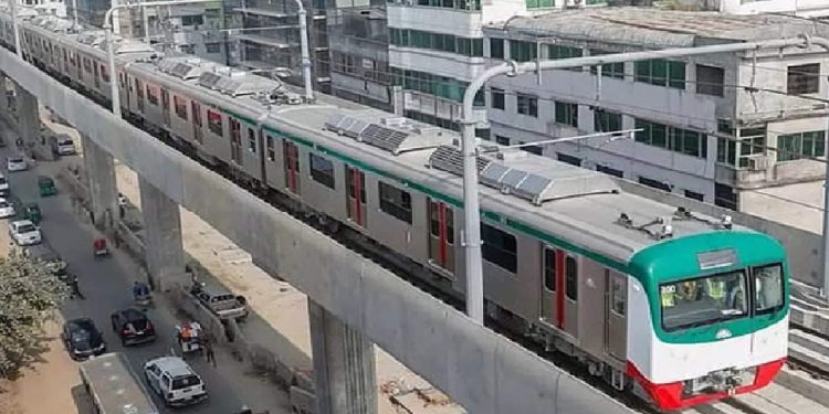 চালু হয়েছে আগারগাঁও থেকে উত্তরা মেট্রোরেলের সব স্টেশন