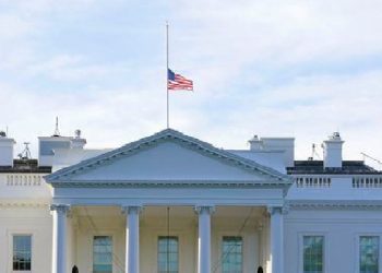 মার্কিন নাগরিকদের দ্রুত রাশিয়া ছাড়ার আহ্বান জানিয়েছে হোয়াইট হাউজ