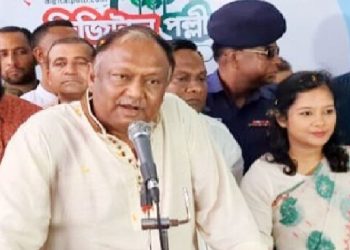 রমজানে দ্রব্যমূল্যের বৃদ্ধি করে ভোক্তাদের ঠকাবে তাদের বিরুদ্ধে কঠোর ব্যবস্থা নেয়া হবে: বাণিজ্যমন্ত্রী