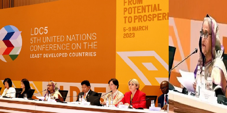 স্মার্ট, উদ্ভাবনী ও জ্ঞানভিত্তিক সমাজ গড়তে পাঁচ সহায়তা চাইলেন প্রধানমন্ত্রী শেখ হাসিনা