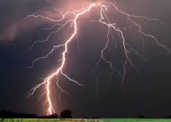 সুনামগঞ্জে বজ্রপাতে পৃথক স্থানে ৬ জনের মৃত্যু