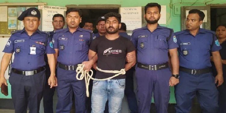 ঘুমন্ত ভাইকে গলাকেটে হত্যা, ঢাকা থেকে ছোট ভাই গ্রেপ্তার