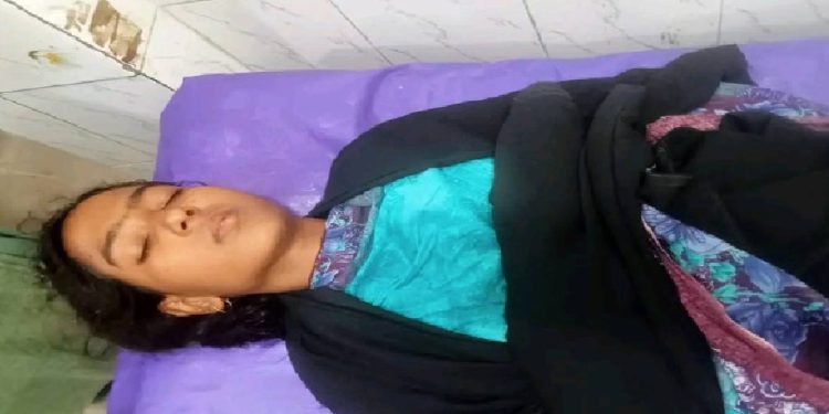 লালপুরে প্রেমিক বিয়েতে রাজি না হওয়ায় শিক্ষার্থীর আত্মহত্যার চেষ্টা