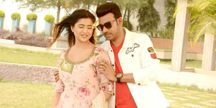 আসছে নতুন গান ‘তোমারই পাড়ায়’