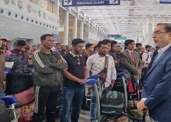 সুদান থেকে জেদ্দা হয়ে দেশে ফিরেছেন আরও ৫২ বাংলাদেশি