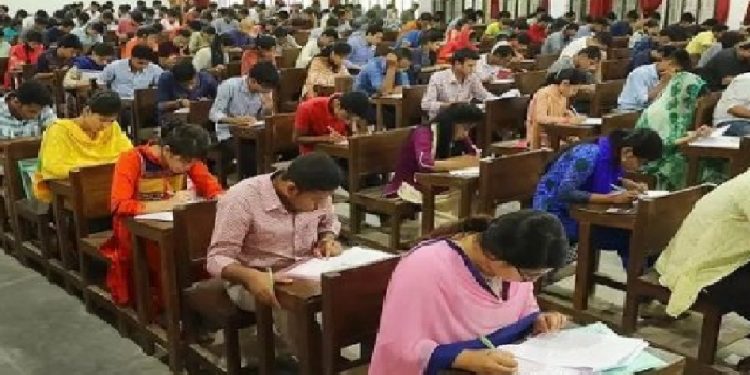 প্রাথমিকে শিক্ষক নিয়োগ পরীক্ষা হতে পারে অক্টোবরে