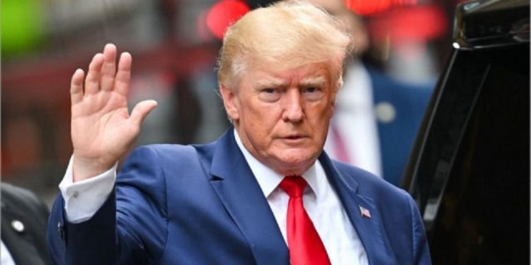 আদালতে নিজেকে নির্দোষ দাবি করলেন ডোনাল্ড ট্রাম্প