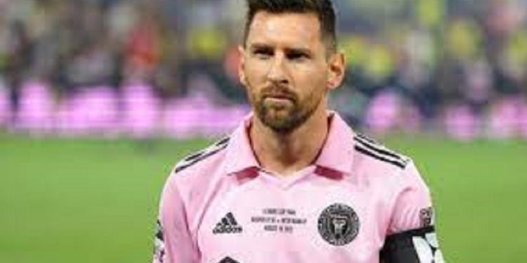 নিয়ম ভাঙায় শাস্তি পেতে পারেন আর্জেন্টাইন সুপারস্টার লিওনেল মেসি