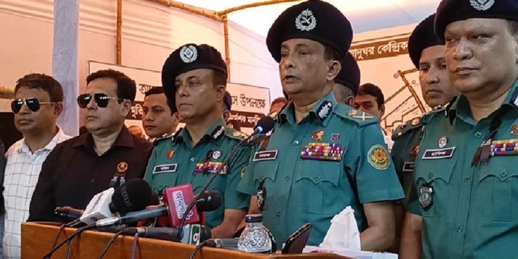 এবার জাতীয় শোক দিবসে নিশ্ছিদ্র নিরাপত্তা ব্যবস্থা নেওয়া হয়েছে: ডিএমপি কমিশনার