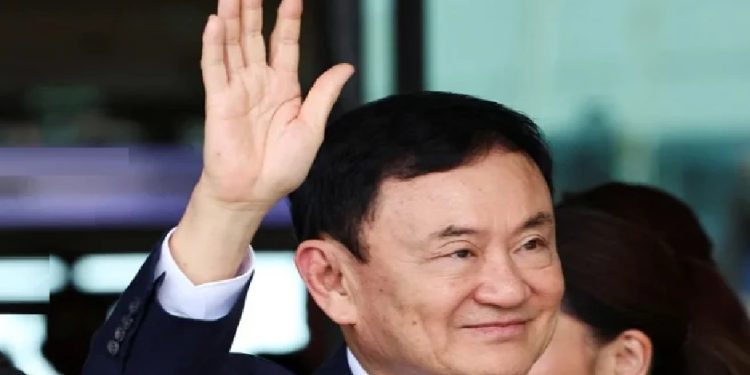 ১৫ বছর পর দেশে ফিরেই গ্রেপ্তার হয়েছেন থাকসিন