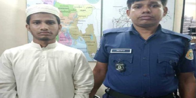 ভোটার হতে এসে রোহিঙ্গা যুবক আটক