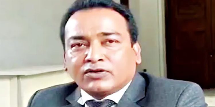 ডেপুটি অ্যাটর্নি জেনারেল এমরান আহম্মদ ভূঁইয়ার নিয়োগ বাতিল করে প্রজ্ঞাপন জারি