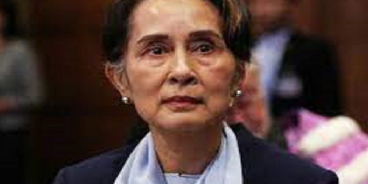 গৃহবন্দি ‍সু চি অসুস্থ, উন্নত চিকিৎসার আবেদন নাকচ