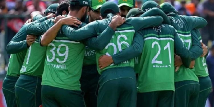 নাসিমকে বাদ দিয়ে ১৫ সদস্যর চূড়ান্ত বিশ্বকাপ দল ঘোষণা করেছে পাকিস্তান