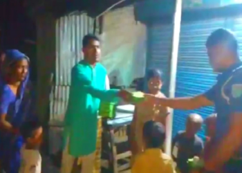 মধ্যরাতে বিরিয়ানির প্যাকেট নিয়ে হাজির গোলাপগঞ্জ মডেল থানার একদল পুলিশ!