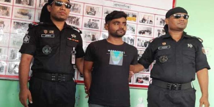 দেড় কেজি হেরোইনসহ যুবক আটক