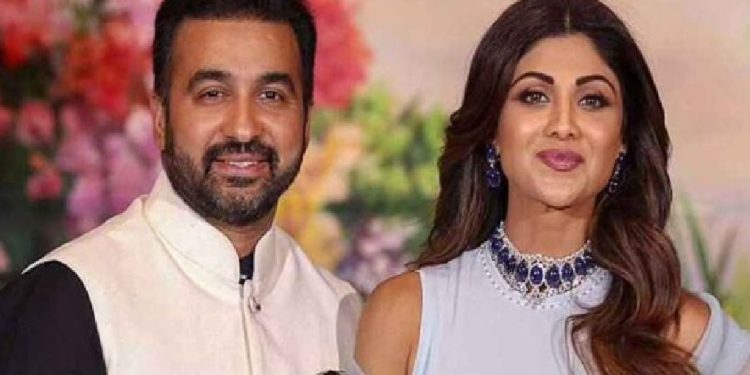 তবে কি ১৪ বছরের দাম্পত্য জীবনে ইতি টেনেছেন রাজ-শিল্পা?