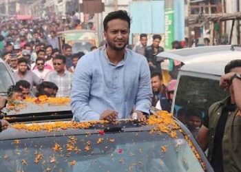 নির্বাচনী আচরণবিধি লঙ্ঘন করায় সাকিব আল হাসানকে তলব