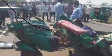 হাটহাজারীতে বাস-অটোরিকশা সংঘর্ষে নিহত- ৭,আহত- ৩