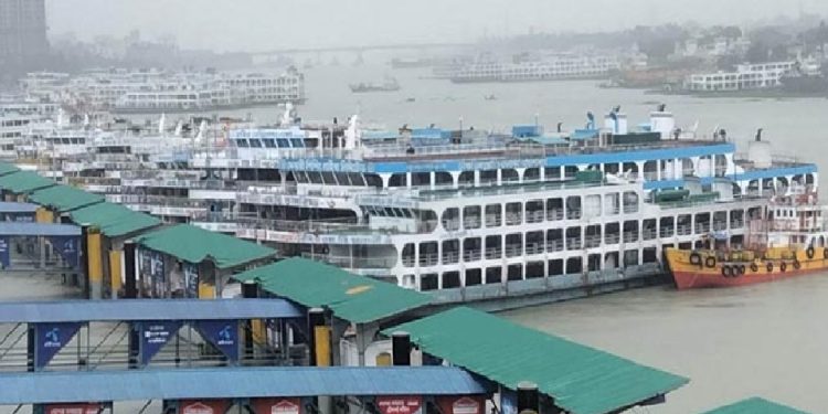 ঘূর্ণিঝড় ’মিধিলি’ সারাদেশে নৌযান চলাচল বন্ধ