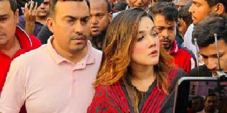 আমি প্রধানমন্ত্রী শেখ হাসিনাকে পছন্দ করি, তার সব সিদ্ধান্তকে আমি সঠিক মনে করি: মাহি