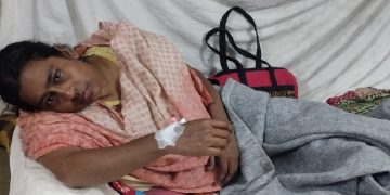 পটুয়াখালীতে পূর্ব শত্রুতার জেরে গৃহিনীকে মেরে আহত