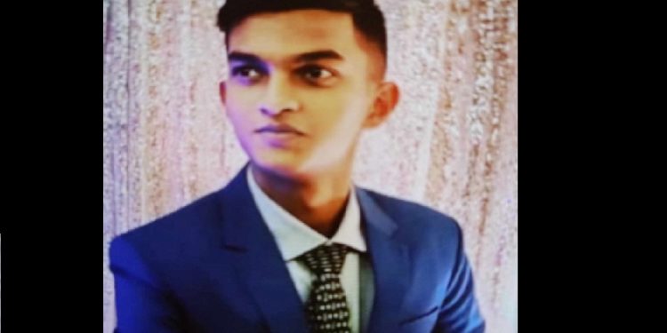 পোষা পাখি ধরতে গিয়ে রবিনহুড রেস্কিউ টিমের কর্মী আতিফের চিকিৎসাধীন অবস্থায় মৃত্যু