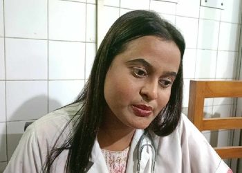 মুনিয়া খান রোজা নামে এক ভুয়া নারী চিকিৎসককে আটক