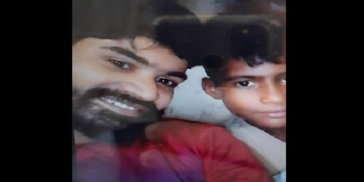 সবুজবাগের ওহাব কলোনিত এলাকায় এক যুবককে কুপিয়ে হত্যা