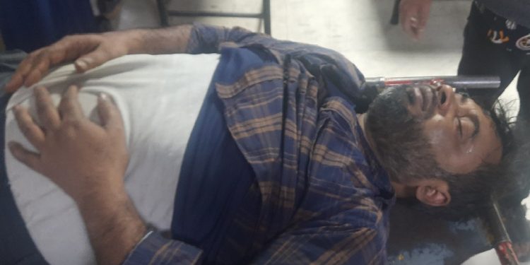 অজ্ঞান পার্টির খপ্পরে পড়ে সর্বস্ব খোয়া,নাসির ভর্তি ঢাকা মেডিকেলে