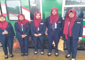 এবার বিমানের মতো যাত্রীসেবা আসতে যাচ্ছে ট্রেনবালা