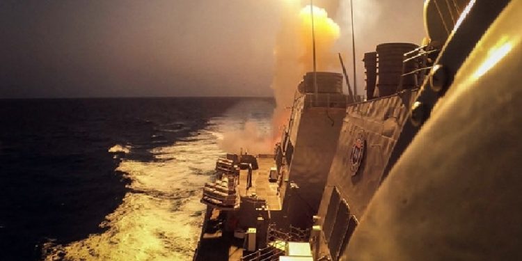 হুথিদের হামলা করা জাহাজে আছেন ২২ জন ভারতীয় এবং একজন বাংলাদেশি