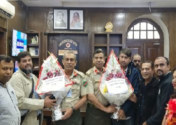 নতুন বছরে ঢামেকের পরিচালকদের সাথে সাংবাদিকদের শুভেচ্ছা বিনিময়