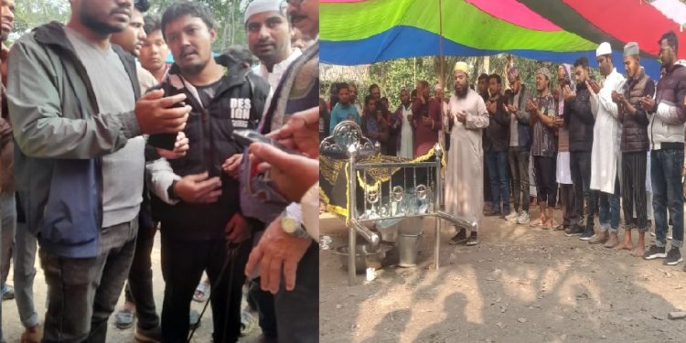 পটুয়াখালীতে প্যারোলে মুক্তি নিয়ে ডান্ডাবেড়ী পায়ে বাবার জানাজায় ছাত্রদল নেতা