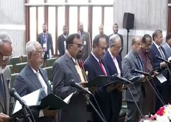 স্পিকারের সম্মতির অপেক্ষায়, বিতর্কের মধ্যেই বিরোধী দলীয় নেতা নির্বাচন করল জাতীয় পার্টি