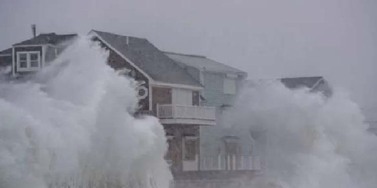 আমেরিকায় প্রচণ্ড ঠান্ডা ও তুষার ঝড়ে নিহত- ৪০