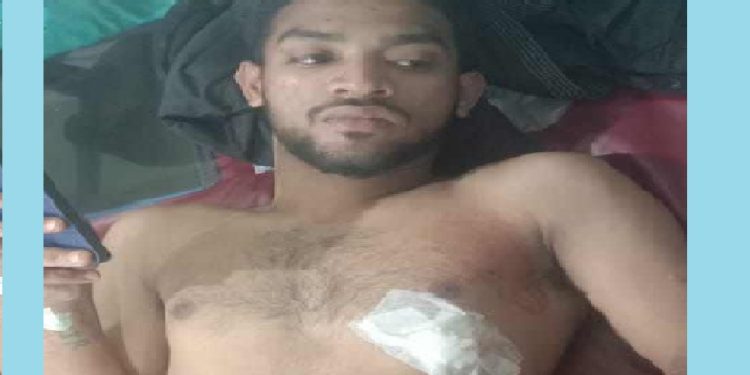 ছাত্রলীগের প্রতিষ্ঠাবার্ষিকীতে এসে দুপক্ষের সংঘর্ষে ছুরিকাঘাতে আহত-১