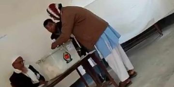 পটুয়াখালীর ১ আসনে দুমকিতে লাঙ্গলে সিল পেটানোর ভিডিও ভাইরাল!